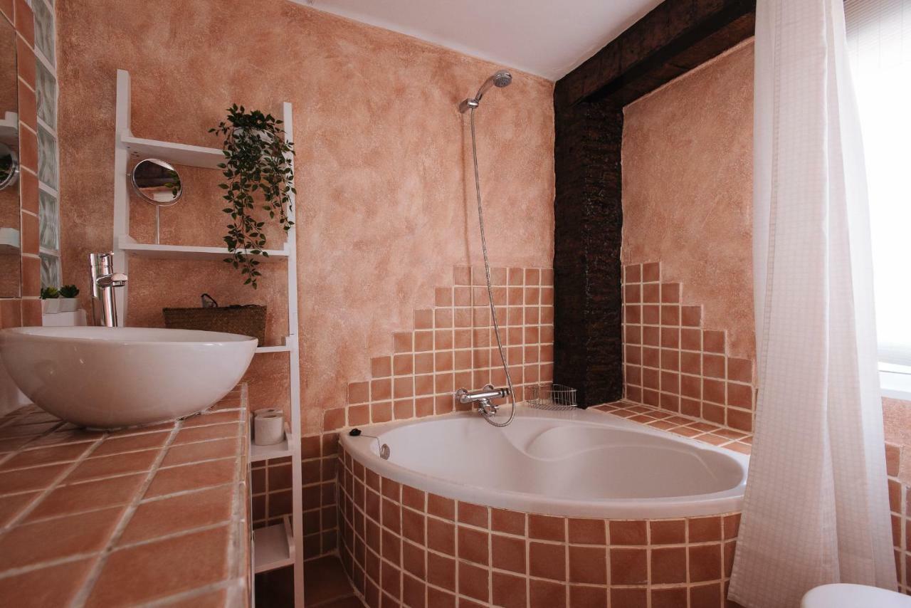 Cozy Attic With Terrace- 1Bd 1Bth- San Vicente Appartamento Siviglia Esterno foto