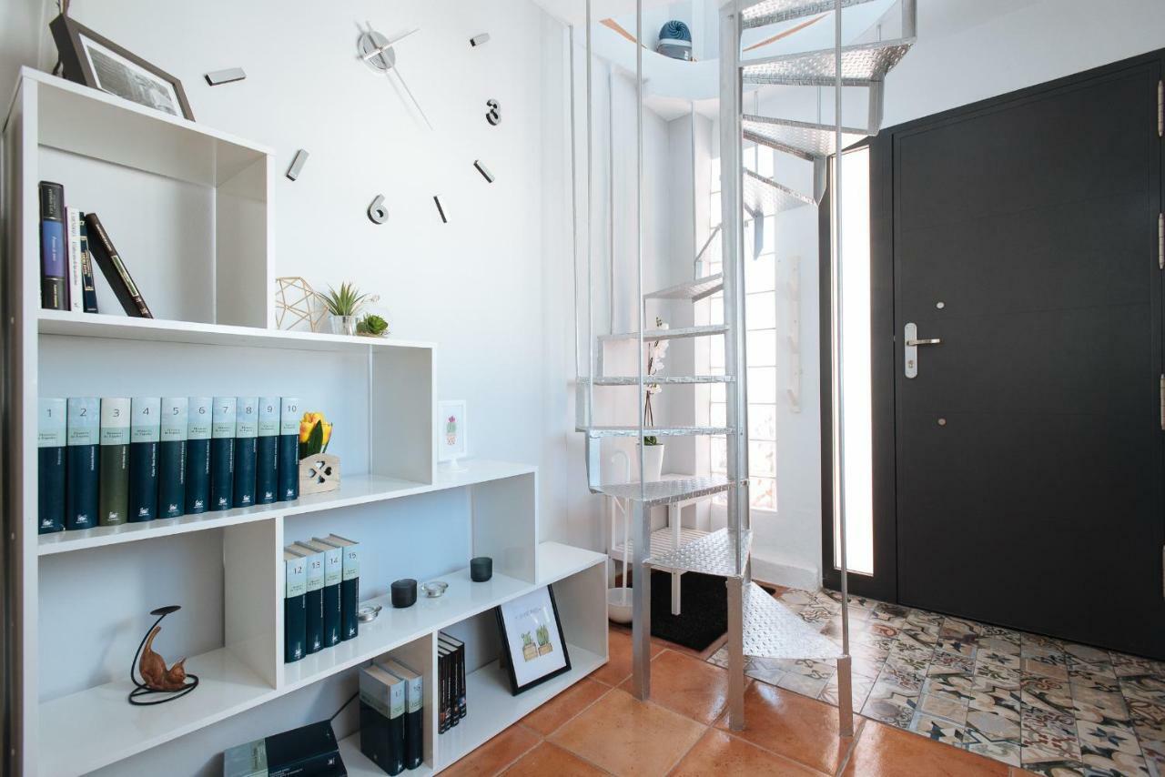 Cozy Attic With Terrace- 1Bd 1Bth- San Vicente Appartamento Siviglia Esterno foto